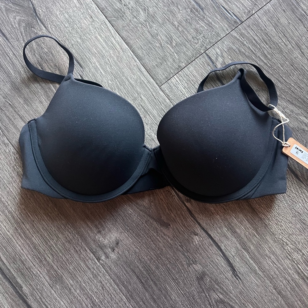 Skims Fits Everybody Push up Demi Bra